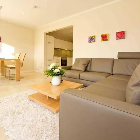 Stadtvilla Blumenhof App 6 * הרינגסדורף