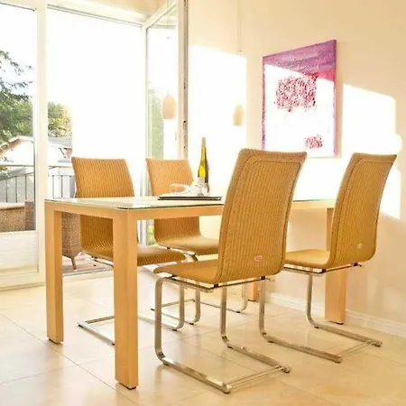 Stadtvilla Blumenhof App 6 דירה הרינגסדורף